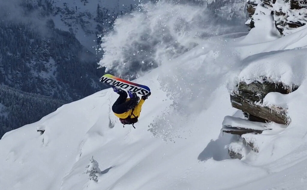 Anett Jakab beim Snowboard fahren